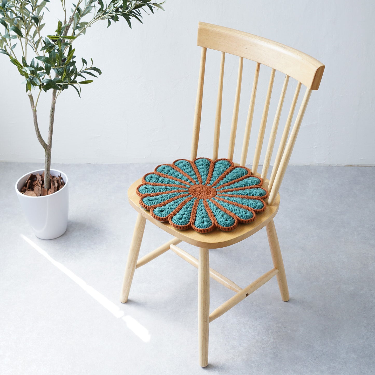 Flower Chair Cushion Crochet Kit