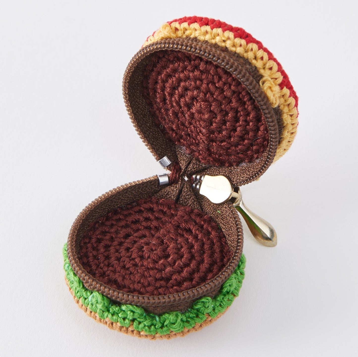 COSMO Crochet Kits Pouch - Burger (Pre-order, estimated arrival ~late 1/2026)